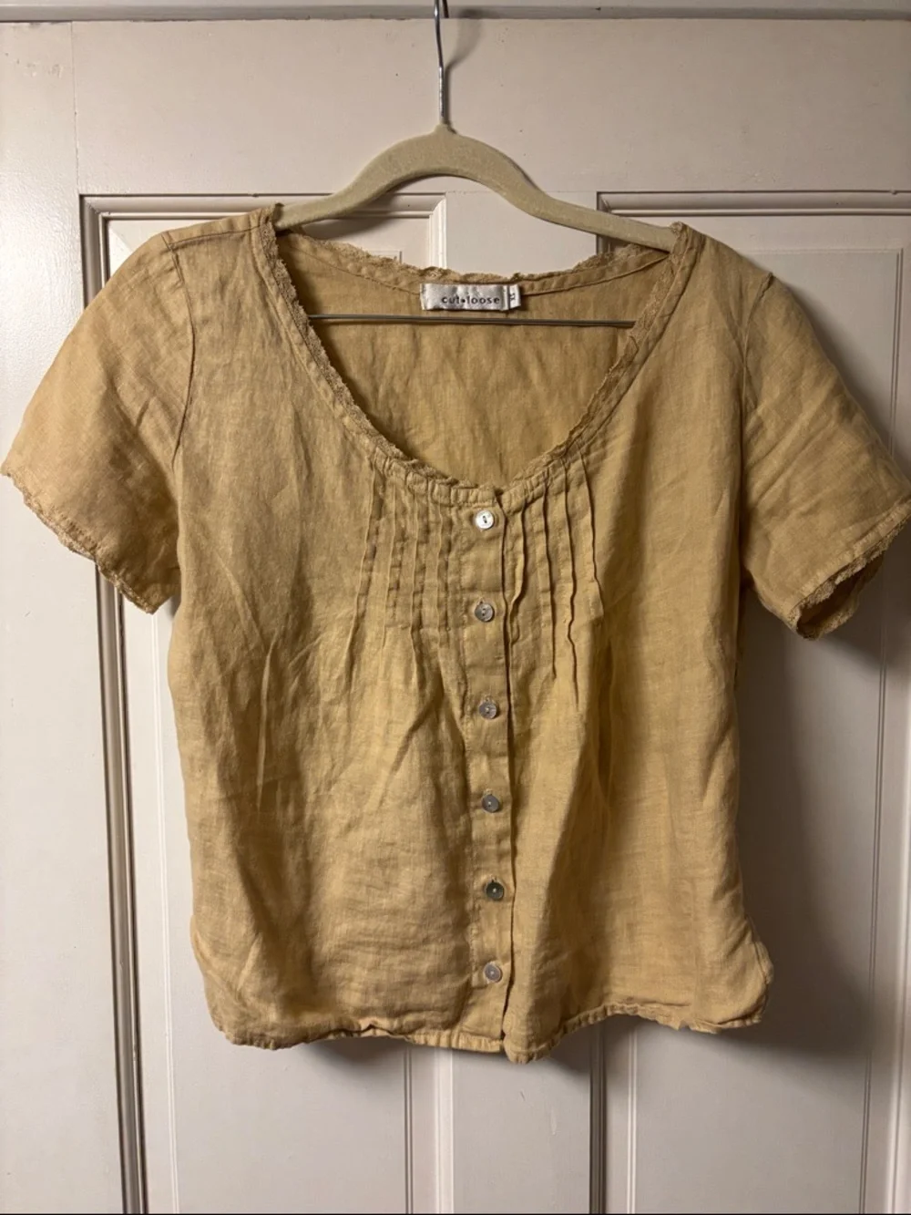 Cut loose line scoop neck button front blouse short sleeve boho yellow beige - Picture 4 of 8